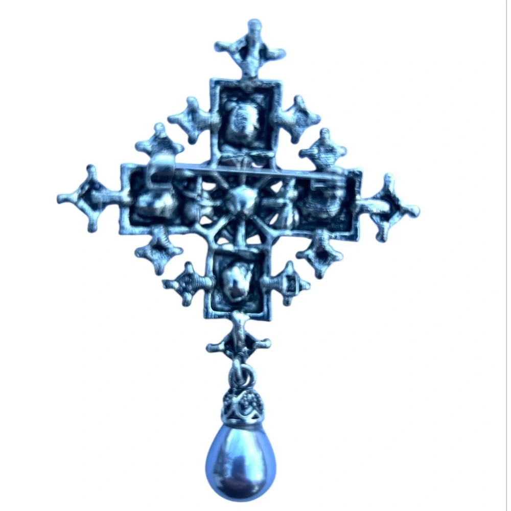 New Maltese Cross Charcoal Silver Pearl Vintage Inspired Brooch